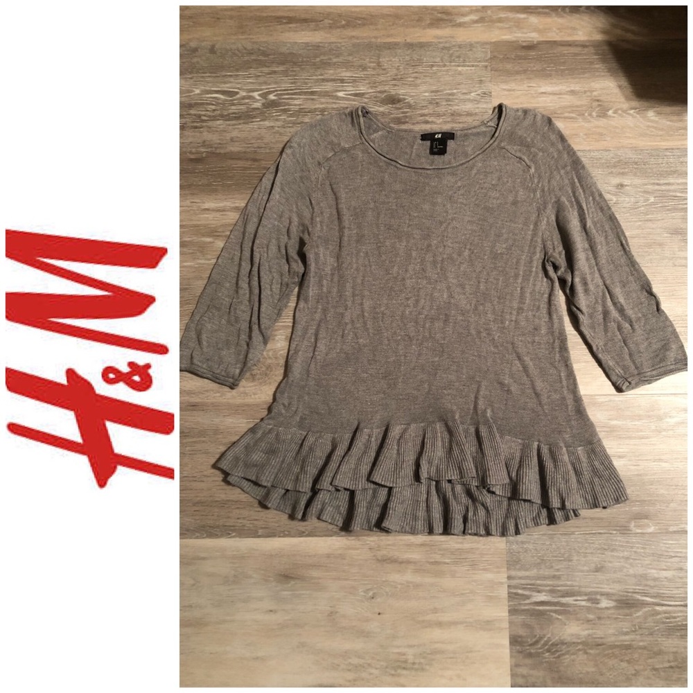 EUC H&M Peplum Sweater